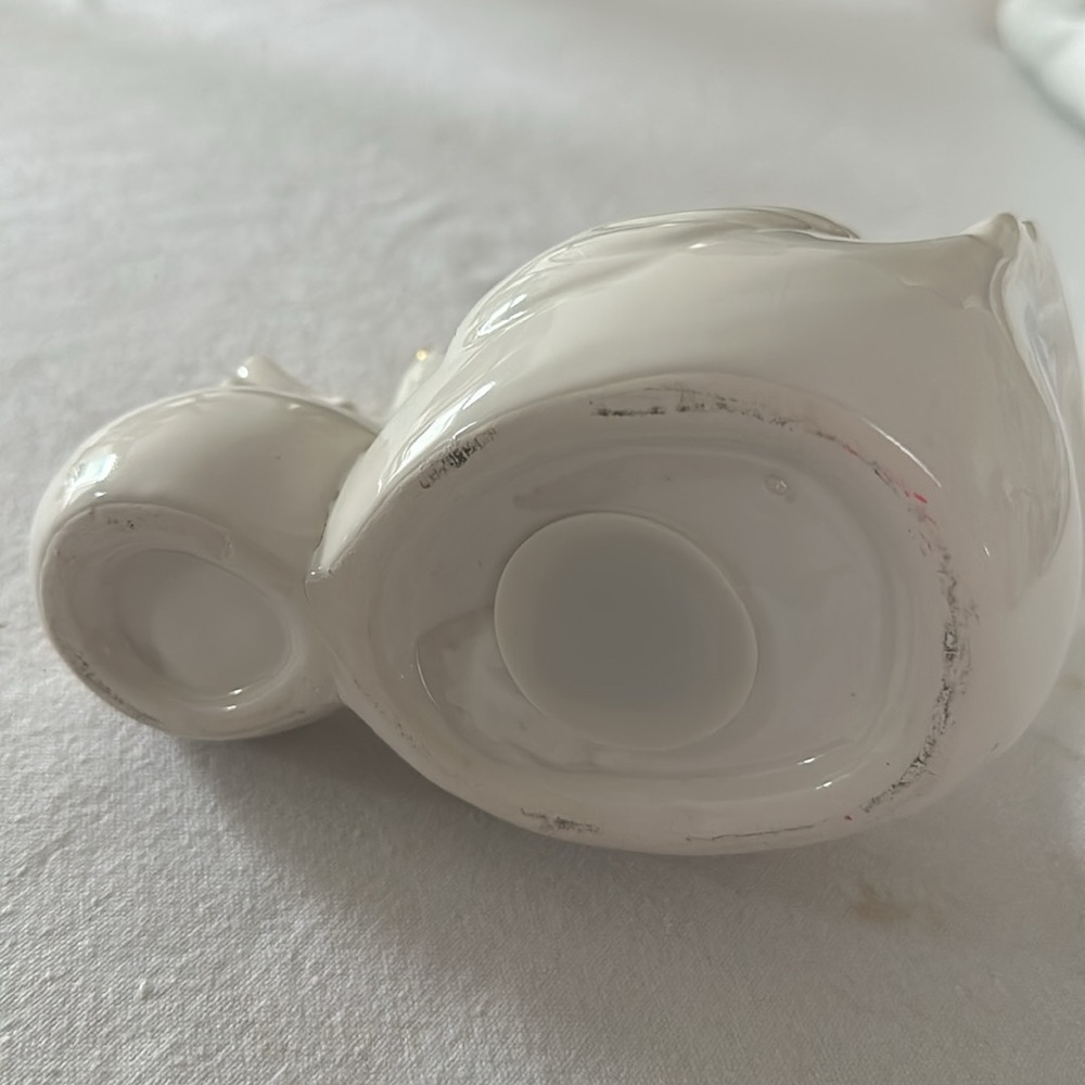 Swan mom and baby white ceramic bank - Picture 2 of 4
